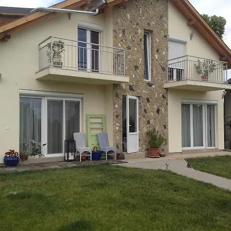 Appartement Two-bedroom In Balatonfured/balaton 18755 Balatonfüred