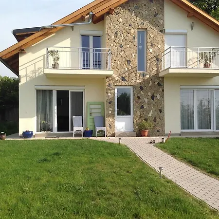 Two-bedroom In Balatonfured/balaton 18755 Appartement Balatonfüred